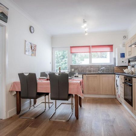 Glenvale - 2 Bedroom Apartment - Сондерсфут Экстерьер фото